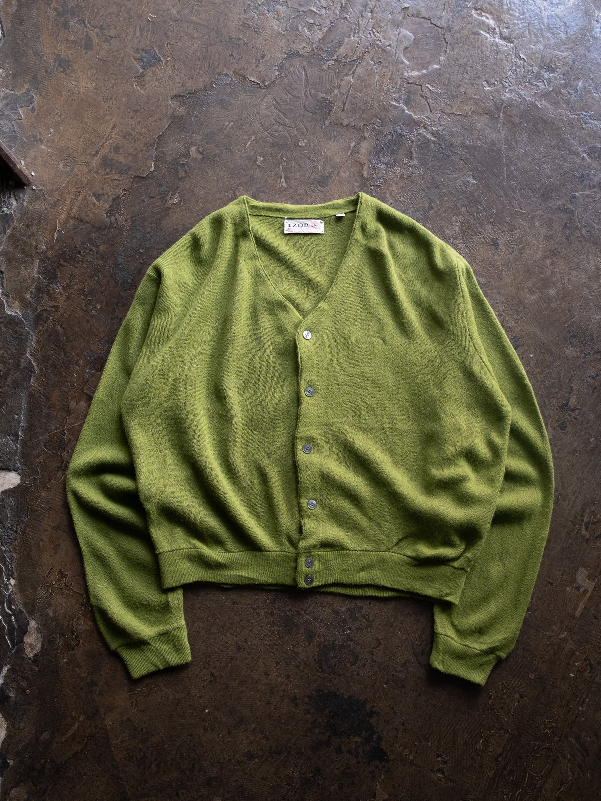 1970s "IZOD OF LONDON" Acrylic Cardigan