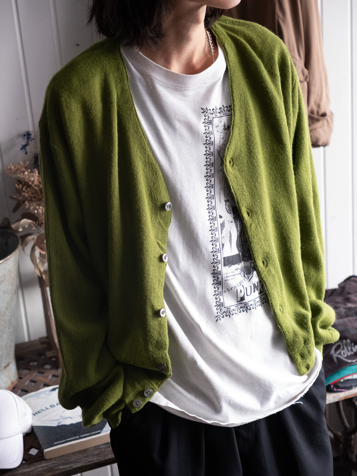 1970s "IZOD OF LONDON" Acrylic Cardigan